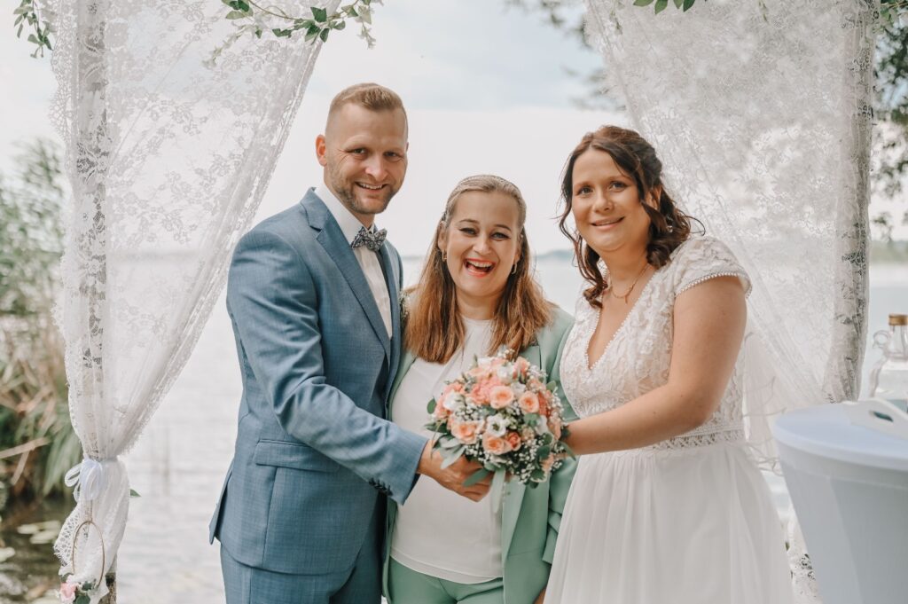 Freie Trauungen in Berlin - Jennifer Bär Weddings, Hochzeitsplanerin und freie Traurednerin